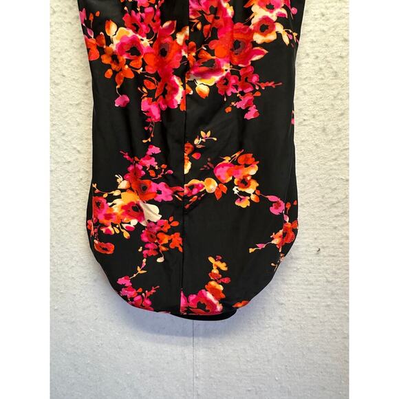 Vibrant Floral Women Swim One Piece - Picture 5 of 8